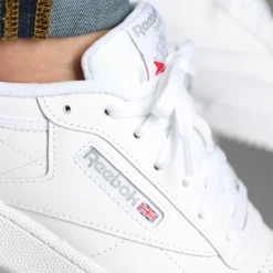 Baskets Reebok en Cuir Club C 85 White AR0455 https://chb7.com original Algerie DZ