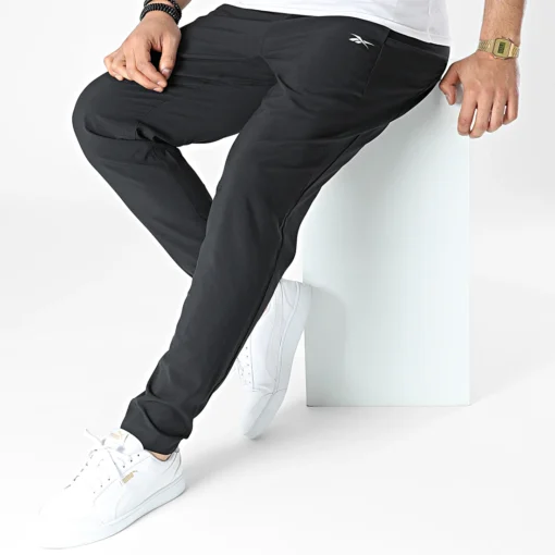 Pantalon de Jogging Reebok Workout Ready 100038337 pour Homme – Noir FJ4060 https://chb7.com original Algerie DZ
