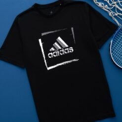 T-shirt adidas 100 % coton Two-Tone Stencil Graphic Tee Noir HS2519 https://chb7.com original Algerie DZ