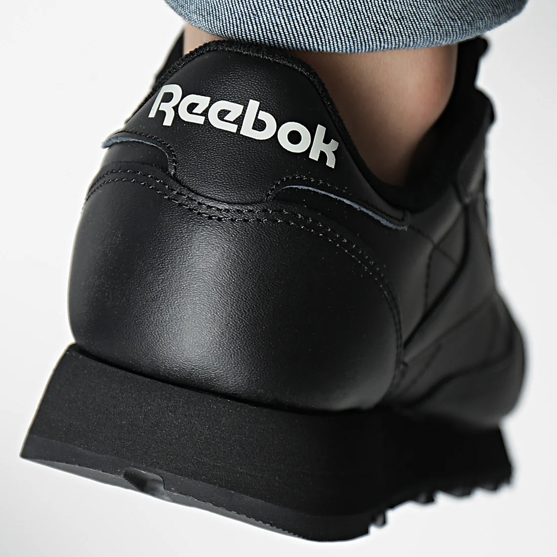 Chaussures Reebok Classic Leather Black 100008494 https://chb7.com original Algerie DZ Chaussures Reebok Classic Leather Black 100008494 https://chb7.com original Algerie DZ