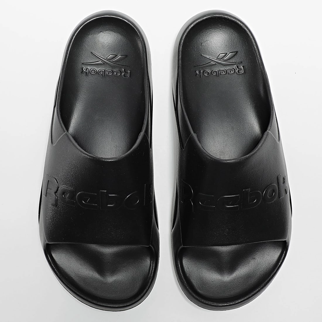 Claquettes Unisexe Reebok Clean Slide 100200313 https://chb7.com original Algerie DZ Claquettes Unisexe Reebok Clean Slide 100200313 https://chb7.com original Algerie DZ