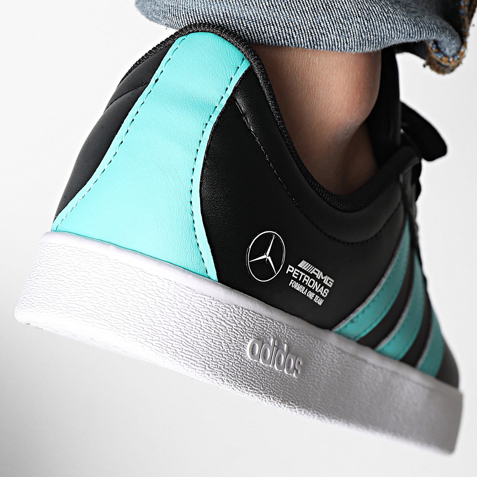 Baskets adidas Mercedes-AMG Petronas VL Court Base JR1068 https://chb7.com original Algerie DZ Baskets adidas Mercedes-AMG Petronas VL Court Base JR1068 https://chb7.com original Algerie DZ